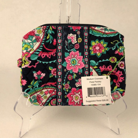 Vera Bradley Handbags - NWT Vera Bradley Medium Quilted Cosmetic Bag
